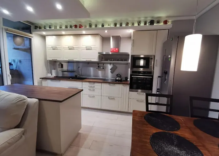 The Cozy Spot 38 Parking Gratis Apartment Poznan